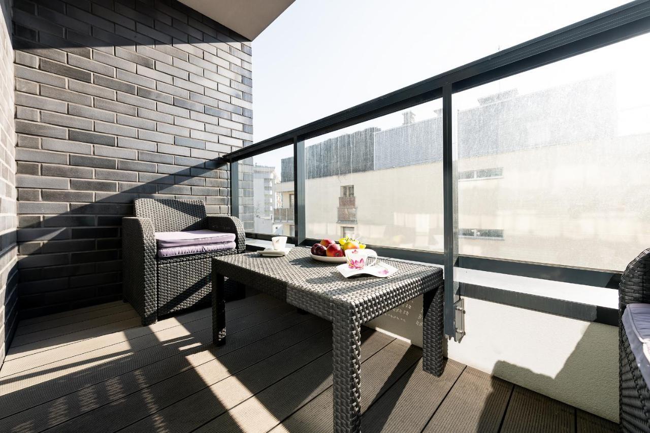 P&O Apartments Aleja Krakowska Варшава Экстерьер фото